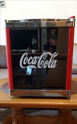 Mini frižider Coca-Cola