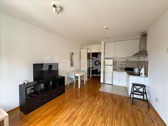 Studio stan 28m2 za izdavanje