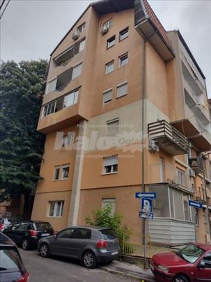 Voždovac, Medaković II, jednoiposoban, III sprat
