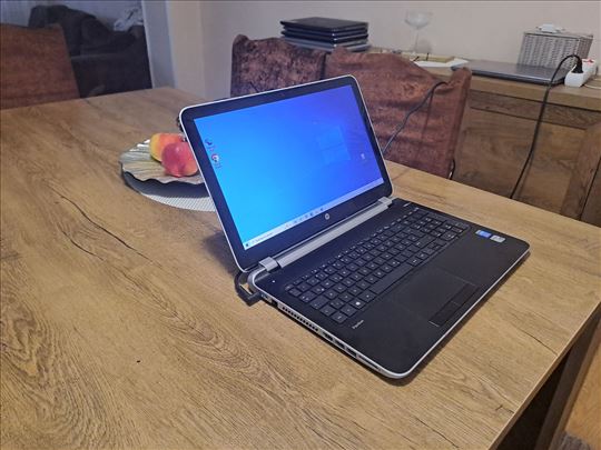 HP 15.6 / i5 -4 Gen/ 8GB RAM/ HDD 1 terabajt