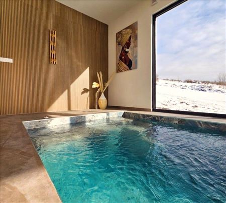 Solea - Indoor Pool
