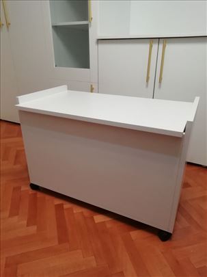 Tabure sa ostavom Novo