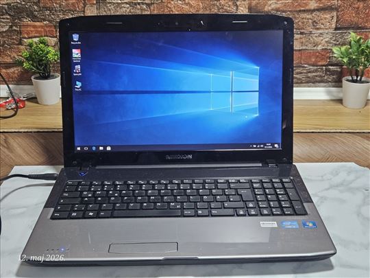 Medion Akoya / Intel i3