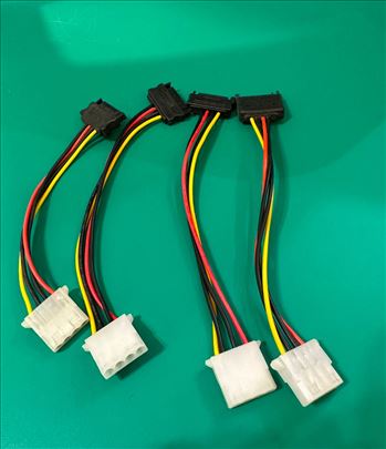 Naponski adapteri SATA na molex, novi