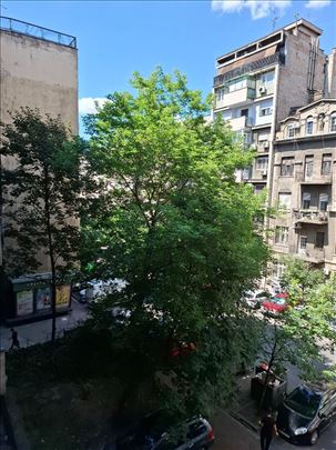 Admirala Geprata,odlican stan,za adaptaciju 