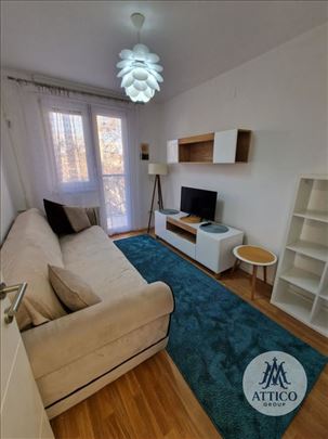 Komforan dvosoban stan na Grbavici – 45m², odlična