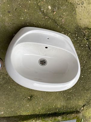 Lavabo sa postoljem