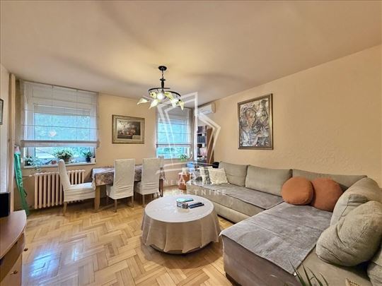 Moderno opremljen, 2.5, Banovo brdo ID#13773