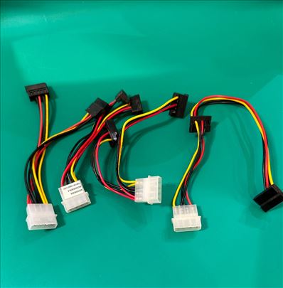 Naponski adapteri molex na 2x SATA, novi