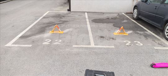 Prodaja parking mesta