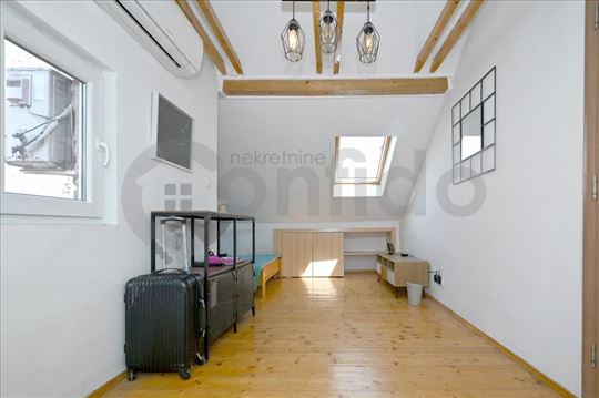 Savršen kutak ispod Čuburskog parka ID#1361
