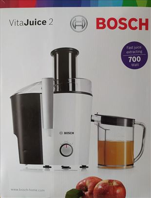 Sokovnik Bosch, 700W