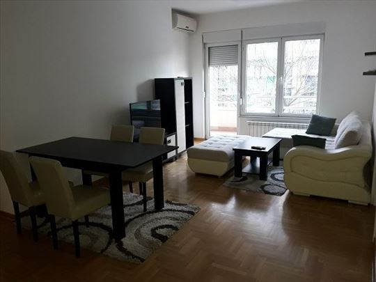 Zvezdara,Lion,stan 60m2,opremljen