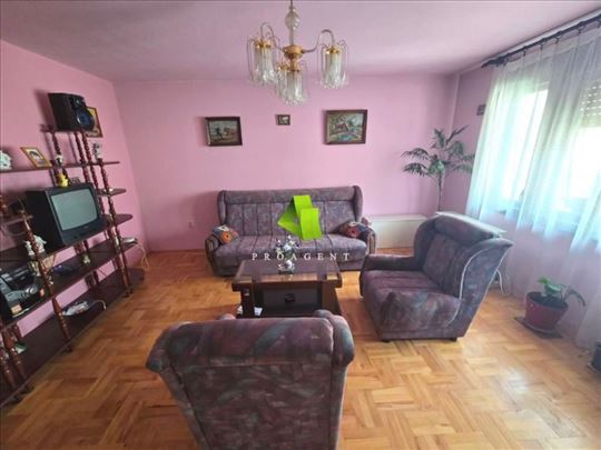 Četvorosoban stan u Durlanu ID#8337