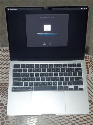 MacBook Air M2 2022 DELOVI