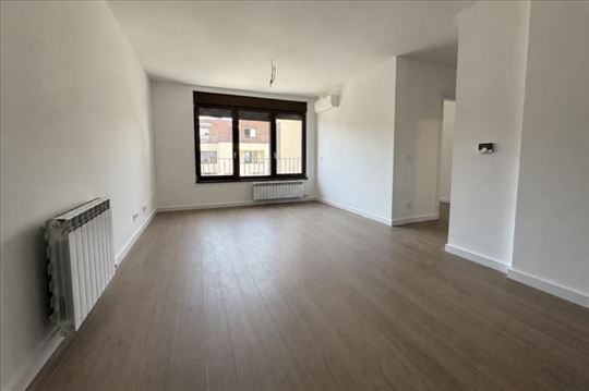 Novi Beograd - Lux 51-Trosoban ID#3272