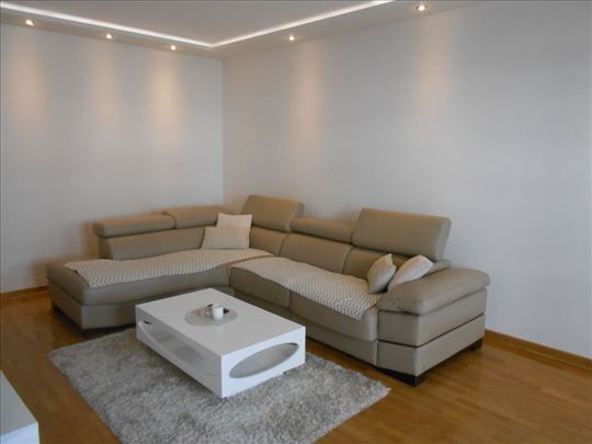 Novi Beograd-Belville - 2,0 s, 68 m2, lux, parking