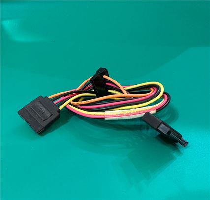SATA na 2x SATA naponski kabl