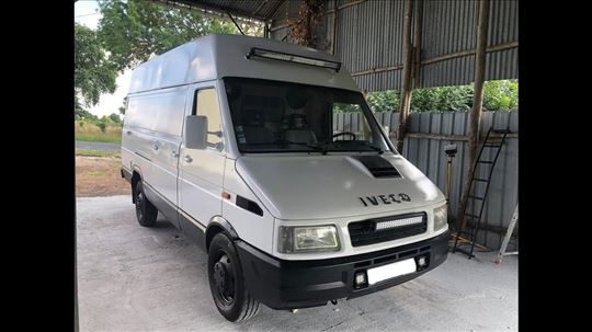 Tražim angažman sa kombijem – Beograd i Okolina