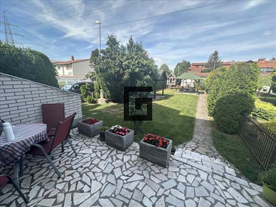 BK, 5 Ari plac, 4 etaze, 350m2 ID#2256