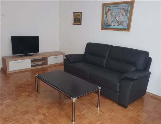 Blok 28, renoviran, može i pp, ID 25775