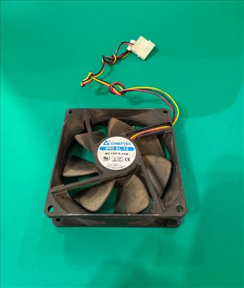 Chieftec D90 SL-12 3pin / molex fan / ventilator