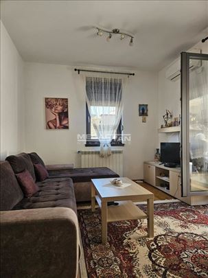 Gradska bolnica, 34m2+40m2