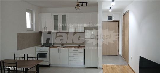 Izdajem stan 43m2 Borca, centar 1 