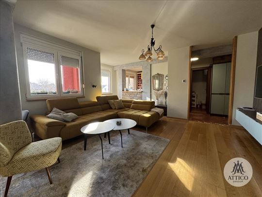 Luksuzan četvorosoban duplex na Rotkvariji – nameš