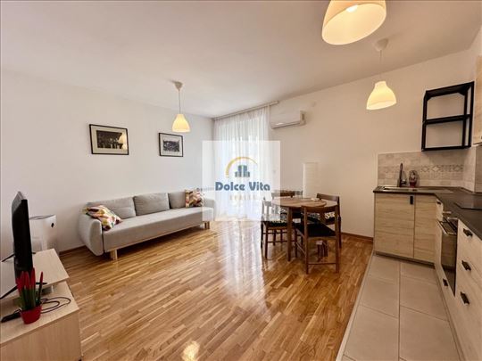 *Nije se izdavao pre. 2 soban 10 min od centra