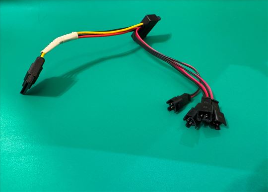 SATA na SATA + 4x 2pin naponski kabl