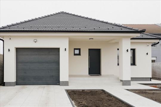 Sombor – Širi centar / Mlake – Nova luksuzna kuća