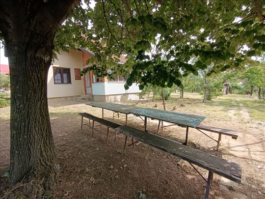 Vikendica u Krušedolu