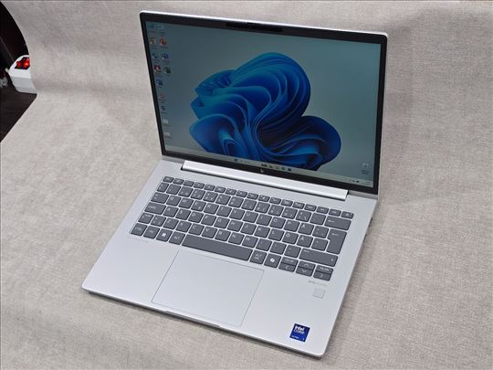 HP EliteBook 640 G11 / Ultra 7 155H / 256GB / 32GB