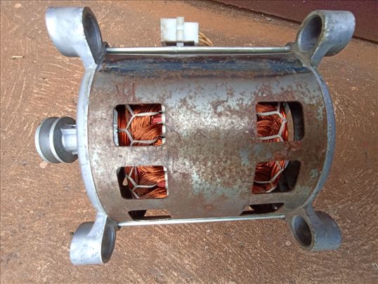 Motor veš mašine