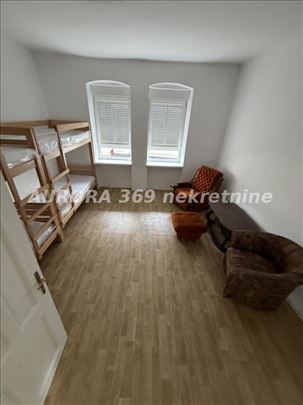 Ruma. KuĆa 124m2 sa 644m2 Placa
