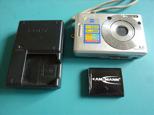 SONY DSC-W30 - digitalni fotoaparat