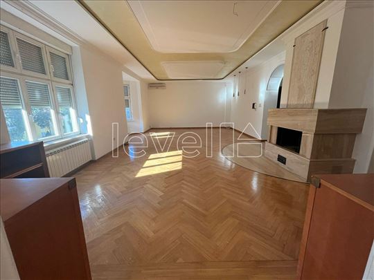 Stan,Novi Sad,Centar,kv: 213.00