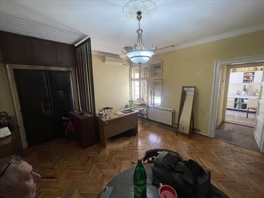 Vracar,Dubljanska,72 m2,salonski raspored ID#1727
