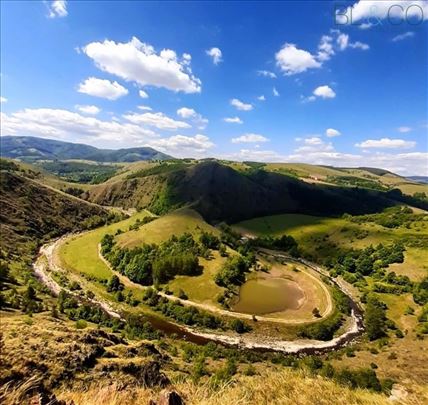 22,92ha sa jezerom i rekom – Tometino Polje