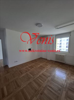 Centar Bulevar Kralja Petra 69 m2