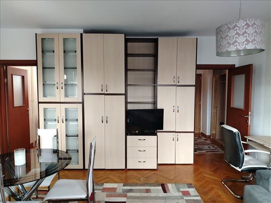FON, novogradnja, odlična lokacija, ID 25778