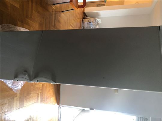 Gorenje frizider 100 eur , gratis ugradna rerna i