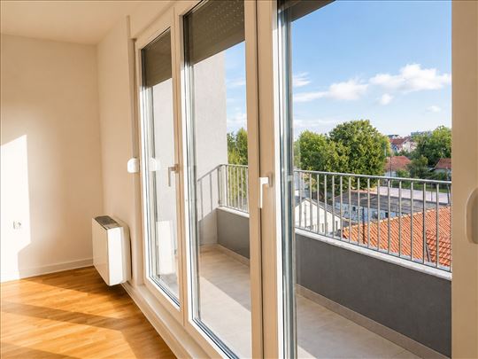 Novogradnja, 3.5 stan sa garažom, Zemun