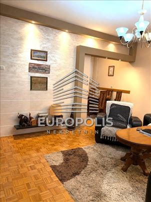 Sređen porodični stan u centru Borče ID#9550