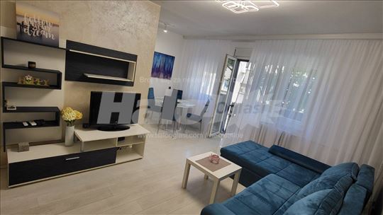 Dvosoban stan 50 m² – Palata pravde / Savski venac