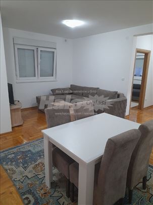 Izdajem nov( dvoiposoban )stan 60m2