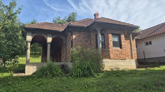 Loznica, Banja Koviljača, Kuća, 1.0, 104m2
