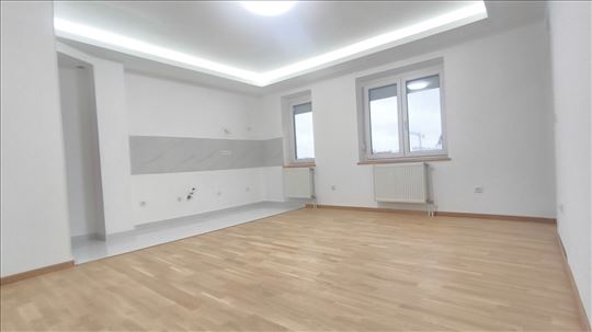 Odličan 2.5 stan, 49m2, Grbavica