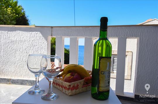 Sveti Stefan - Apartman na plaži, 6 osoba,